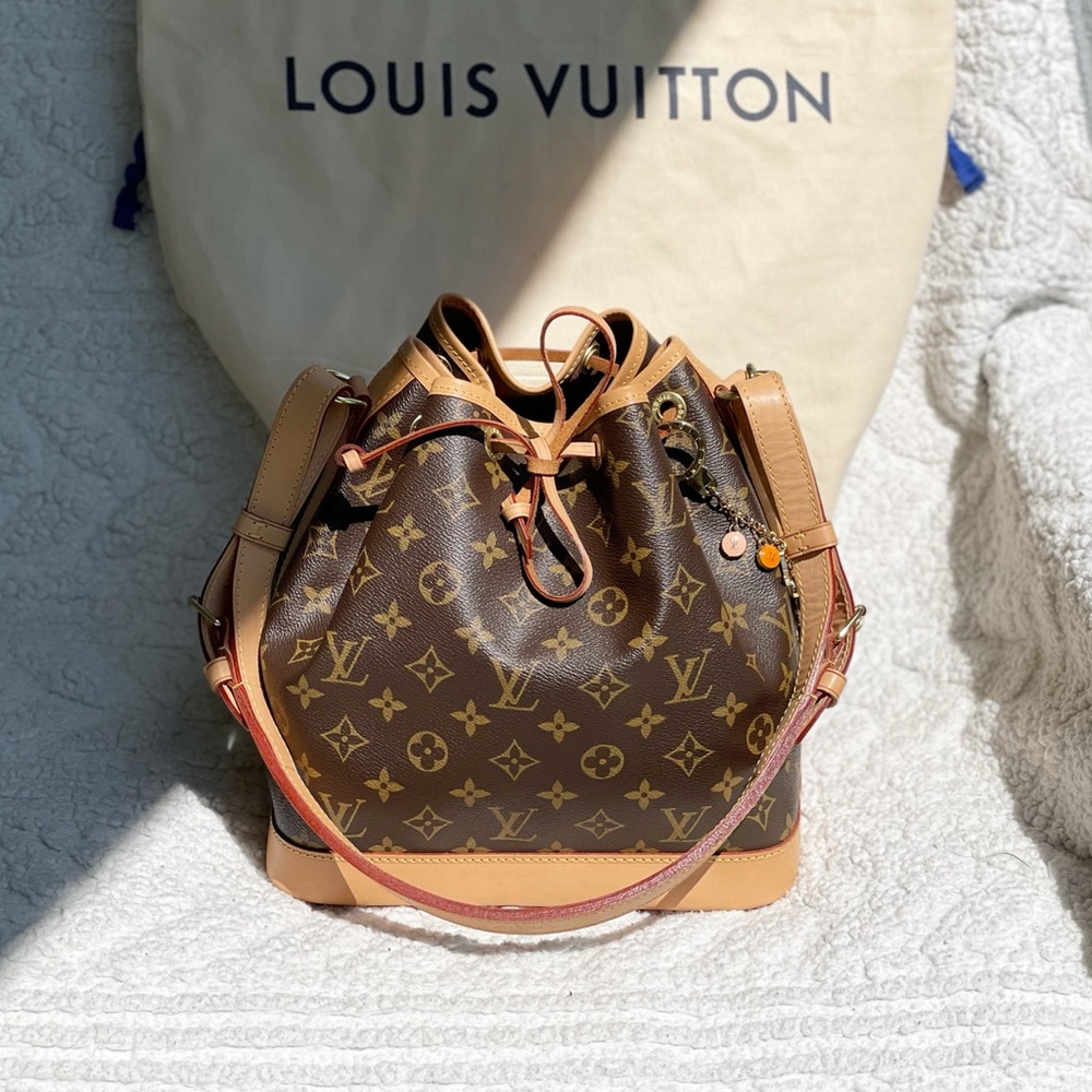 ❤️GORGEOUS❤️ Authentic Louis Vuitton Petit Noe NM